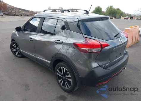 2018 Nissan Kicks Sv z USA, uszkodzony, nr VIN 3N1CP5CU9JL522704